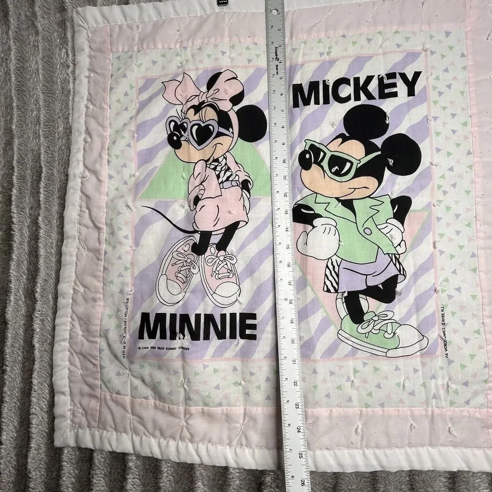 Vintage baby blanket‎ Mickey minnie Mouse Quilted 26x26 Multicolor